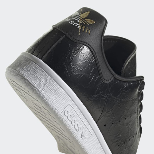 Zapatillas Adidas Stan Smith Mujer Chile Negras - ATRYPH594