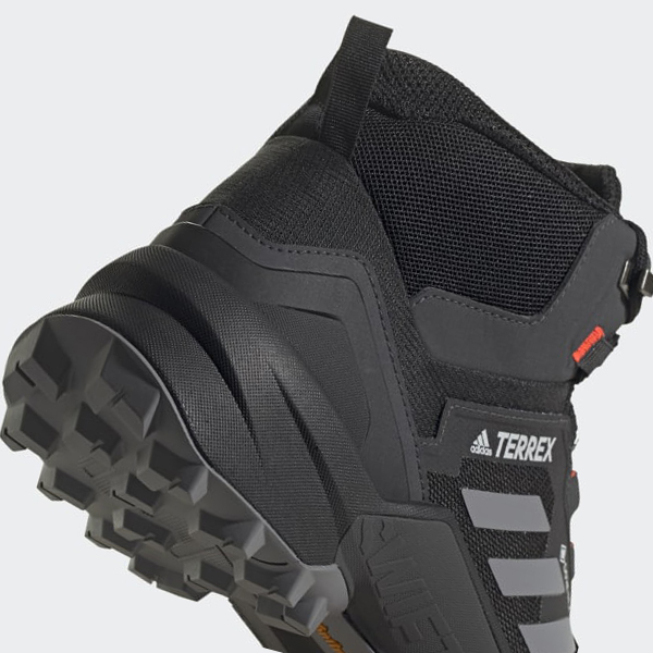 Zapatillas Trekking Adidas Terrex Swift R3 Mid GORE-TEX Mujer Chile Negras - EQMTVJ514