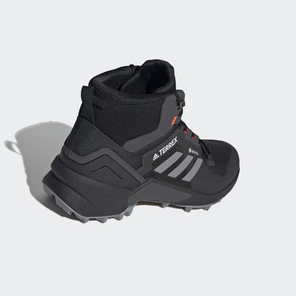 Zapatillas Trekking Adidas Terrex Swift R3 Mid GORE-TEX Mujer Chile Negras - EQMTVJ514