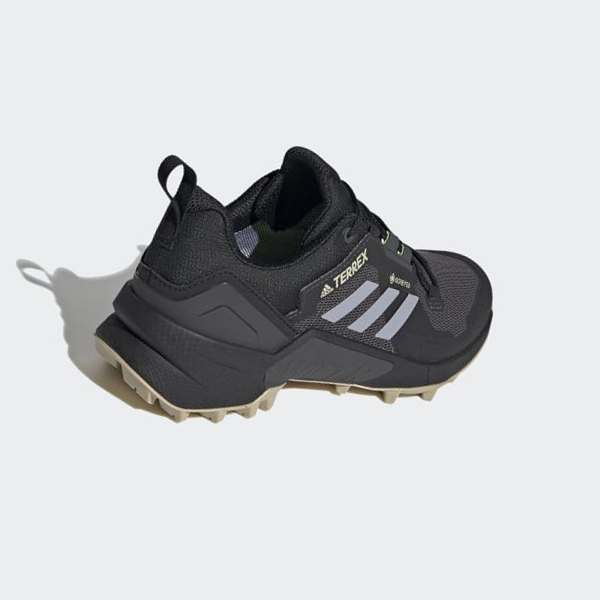 Zapatillas Trekking Adidas Terrex Swift R3 GORE-TEX Mujer Chile Negras - OVRDEZ752