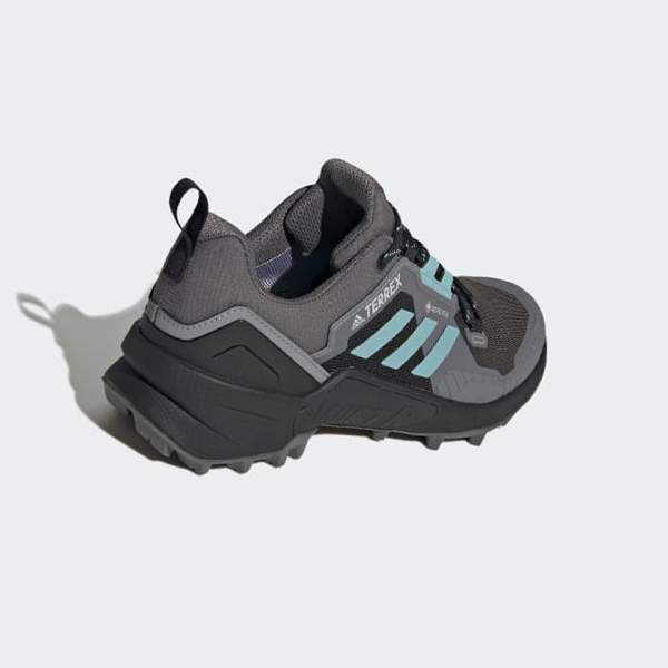 Zapatillas Trekking Adidas Terrex Swift R3 GORE-TEX Mujer Chile Gris - RNZYKG269